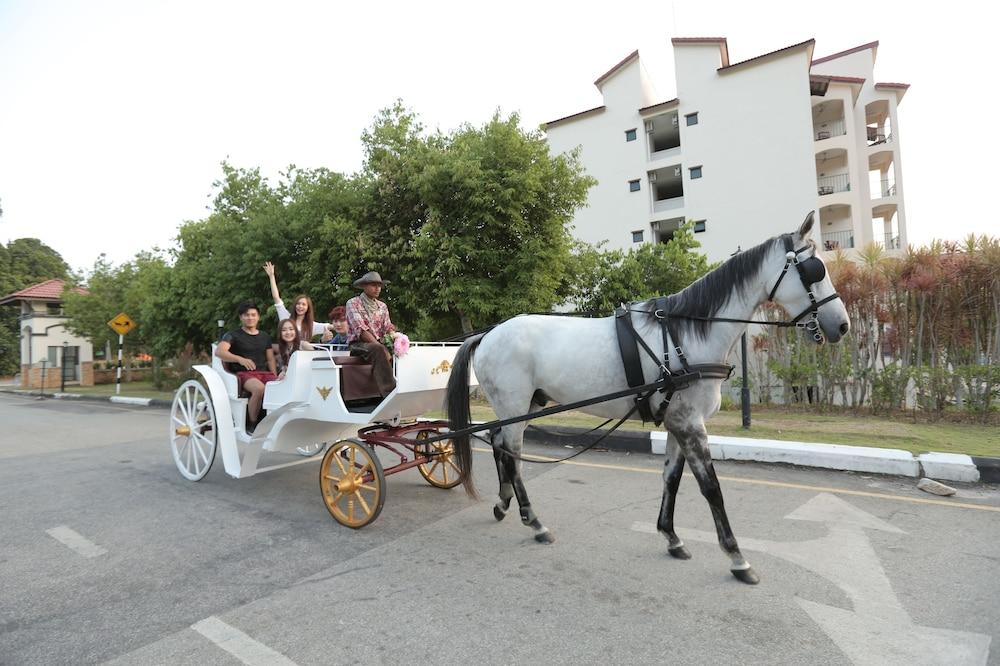 Arabian Bay Resort@ Bukit Gambang Resort City Zewnętrze zdjęcie