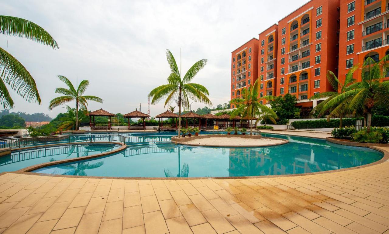 Arabian Bay Resort@ Bukit Gambang Resort City Zewnętrze zdjęcie