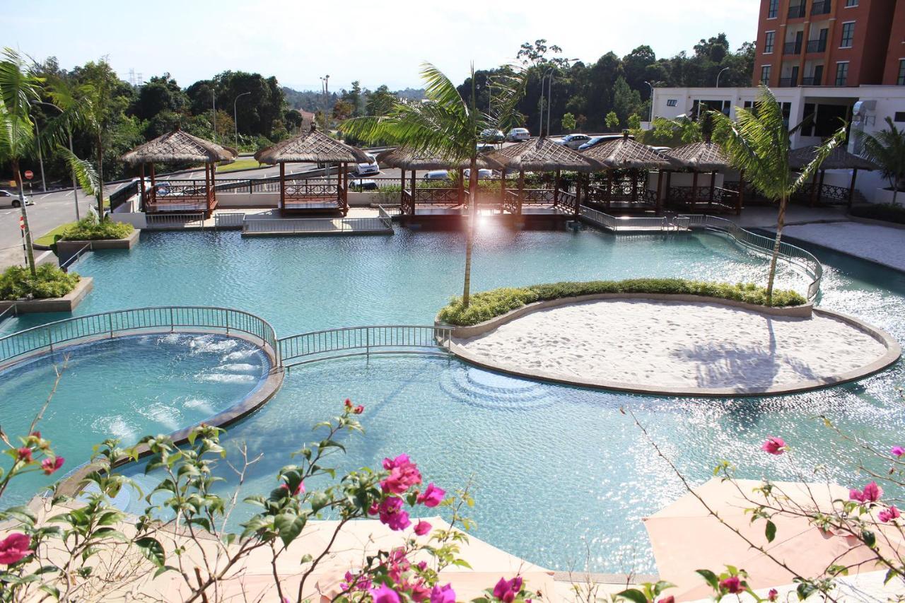 Arabian Bay Resort@ Bukit Gambang Resort City Zewnętrze zdjęcie